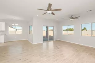 8611 W Mission Hills Dr, Arizona City, AZ 85123 - Photo 13