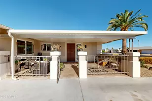 10102 W Burns Dr, Sun City, AZ 85351 - Photo 5