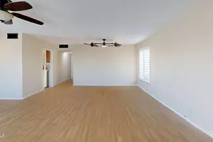 10102 W Burns Dr, Sun City, AZ 85351 - Photo 19