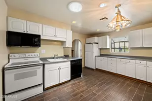 1001 S Roosevelt St, Tempe, AZ 85281 - Photo 3