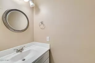 409 E Woodman Dr, Tempe, AZ 85283 - Photo 11
