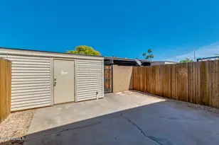 409 E Woodman Dr, Tempe, AZ 85283 - Photo 13
