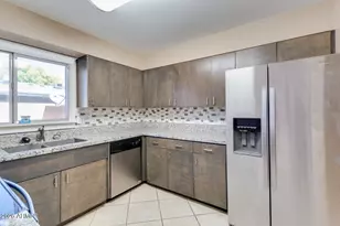 409 E Woodman Dr, Tempe, AZ 85283 - Photo 9