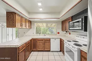 10410 S 44th St, Phoenix, AZ 85044 - Photo 11