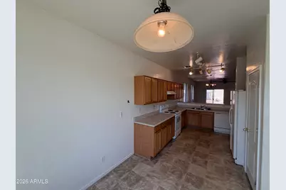 6926 S 37th Glen, Phoenix, AZ 85041 - Photo 9