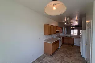 6926 S 37th Glen, Phoenix, AZ 85041 - Photo 9