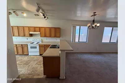 6926 S 37th Glen, Phoenix, AZ 85041 - Photo 5