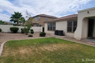 6895 S Amethyst Dr, Chandler, AZ 85249 - Photo 17