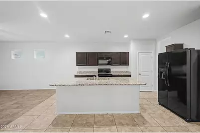 7825 W Miami Street, Phoenix, AZ 85043 - Photo 3