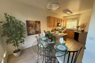 16902 S Cedarwood Ln, Phoenix, AZ 85048 - Photo 3