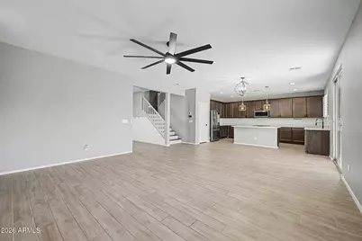 18040 W Louise Drive, Surprise, AZ 85387 - Photo 9