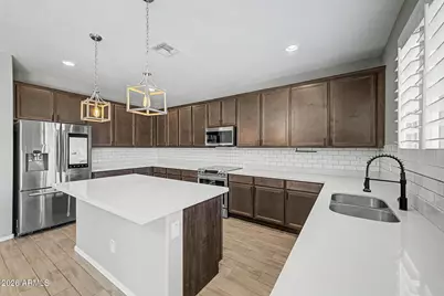 18040 W Louise Drive, Surprise, AZ 85387 - Photo 11