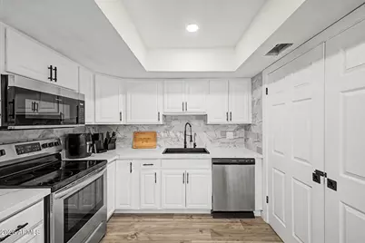 1342 W Emerald Avenue #224, Mesa, AZ 85202 - Photo 9