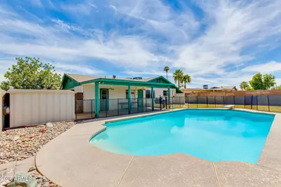 2902 W Laurel Lane, Phoenix, AZ 85029 - Photo 13