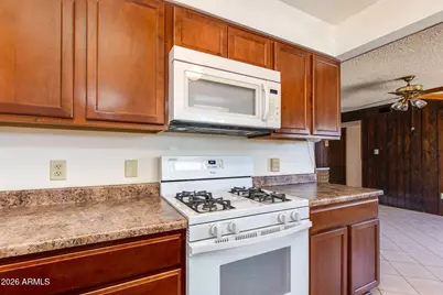 2902 W Laurel Lane, Phoenix, AZ 85029 - Photo 7