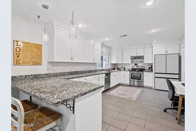 2612 W Osage Circle, Mesa, AZ 85202 - Photo 9