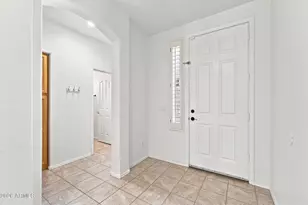 12625 W Hollyhock Dr, Avondale, AZ 85392 - Photo 9