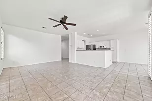 12625 W Hollyhock Dr, Avondale, AZ 85392 - Photo 7