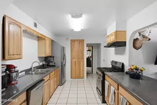 813 W Romo Jones St, Tempe, AZ 85281 - Photo 7