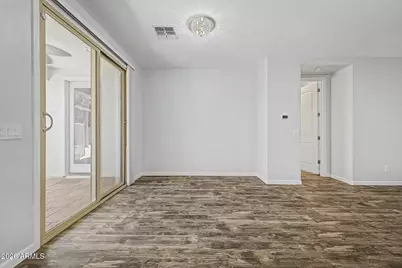 744 W Desert Hollow Drive, San Tan Valley, AZ 85143 - Photo 11