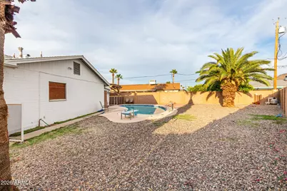 2001 W Surrey Avenue, Phoenix, AZ 85029 - Photo 33
