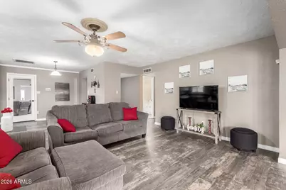 2001 W Surrey Avenue, Phoenix, AZ 85029 - Photo 7
