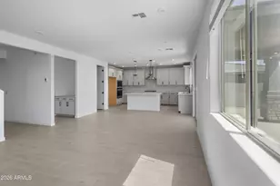 13415 W Eagle Feather Rd, Peoria, AZ 85383 - Photo 9