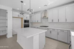 13415 W Eagle Feather Rd, Peoria, AZ 85383 - Photo 7