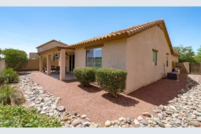15477 W Jackson Street, Goodyear, AZ 85338 - Photo 25