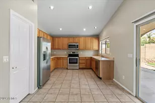 312 E Mesquite St, Gilbert, AZ 85296 - Photo 9