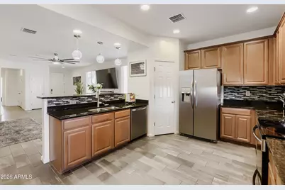 7633 W Whitehorn Trail, Peoria, AZ 85383 - Photo 19
