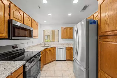19400 N Westbrook Pkwy Parkway #113, Peoria, AZ 85382 - Photo 3