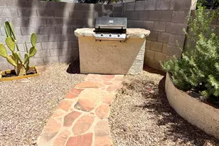 8877 W Morningside Dr, Peoria, AZ 85382 - Photo 19