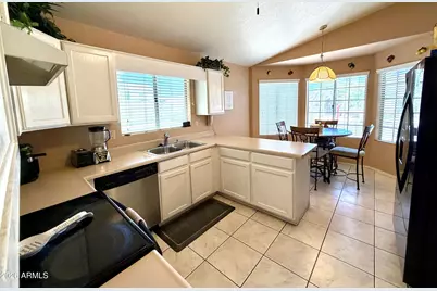 8877 W Morningside Drive, Peoria, AZ 85382 - Photo 5