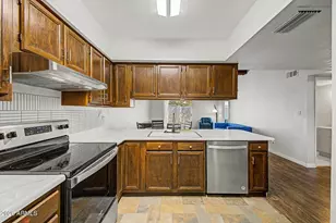 910 N Center St, Mesa, AZ 85201 - Photo 7