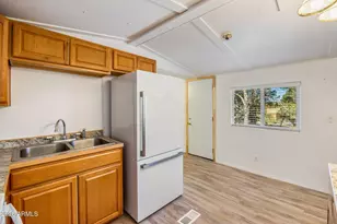 3466 Evergreen Dr, Overgaard, AZ 85933 - Photo 11