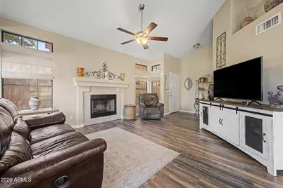 4670 W Shannon Street, Chandler, AZ 85226 - Photo 5