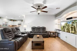 3965 E Melinda Dr, Phoenix, AZ 85050 - Photo 3