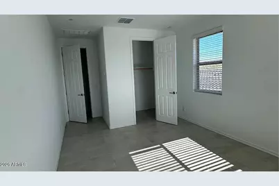 13412 W Eagle Feather Road, Peoria, AZ 85383 - Photo 9