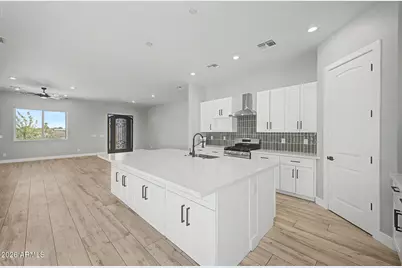 19473 W Osborn Road, Litchfield Park, AZ 85340 - Photo 21