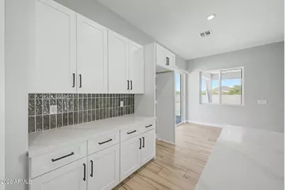 19473 W Osborn Road, Litchfield Park, AZ 85340 - Photo 23
