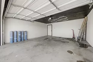 3611 E Delcoa Dr, Phoenix, AZ 85032 - Photo 23