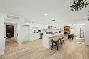 3611 E Delcoa Dr, Phoenix, AZ 85032 - Photo 9
