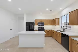 15109 N 175th Dr, Surprise, AZ 85388 - Photo 9