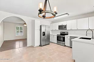 1324 N Jentilly Ct, Chandler, AZ 85226 - Photo 13