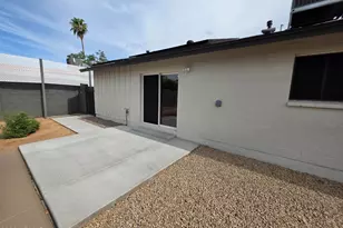 3735 E Claire Dr, Phoenix, AZ 85032 - Photo 23