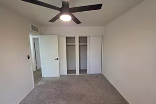 3735 E Claire Dr, Phoenix, AZ 85032 - Photo 11