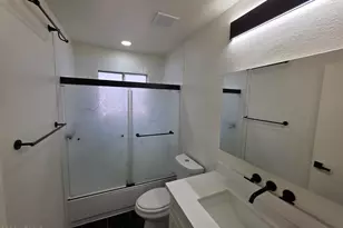3735 E Claire Dr, Phoenix, AZ 85032 - Photo 13