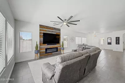 833 W Vineyard Plains Drive, San Tan Valley, AZ 85143 - Photo 13