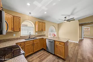 18048 W Spencer Dr, Surprise, AZ 85374 - Photo 13